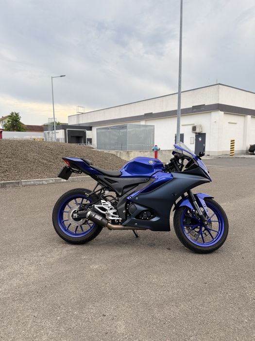 Motocicleta Yamaha yzf r125 2024 pentru A1 16 ani