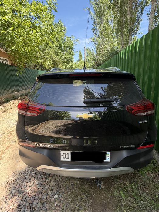 Tracker turbo premier sotiladi