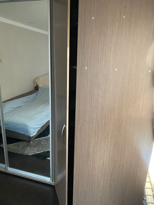 продам мебель шкаф