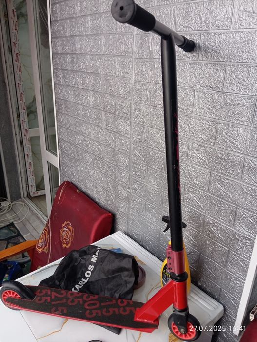 Продам детский спортивный самокат