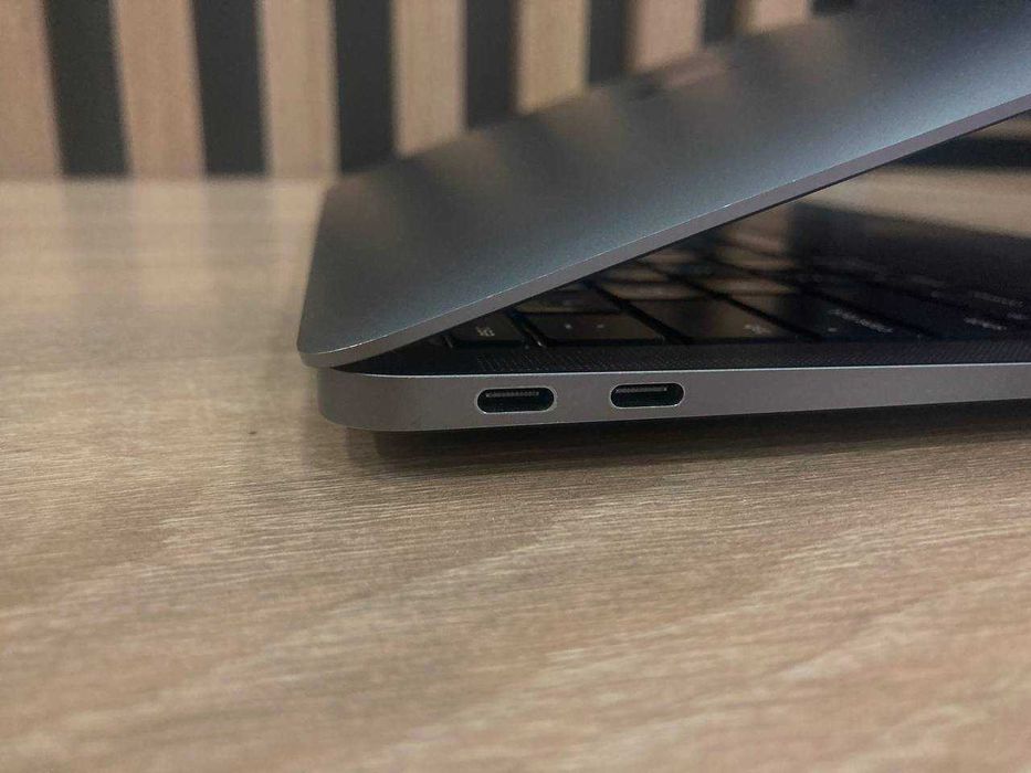 MacBook Air M1 (16GB / 256GB) sotiladi