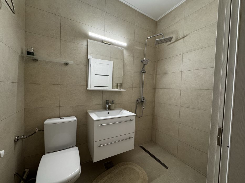 Vila deosebita mamaia ,891 m tereb 440 utili!