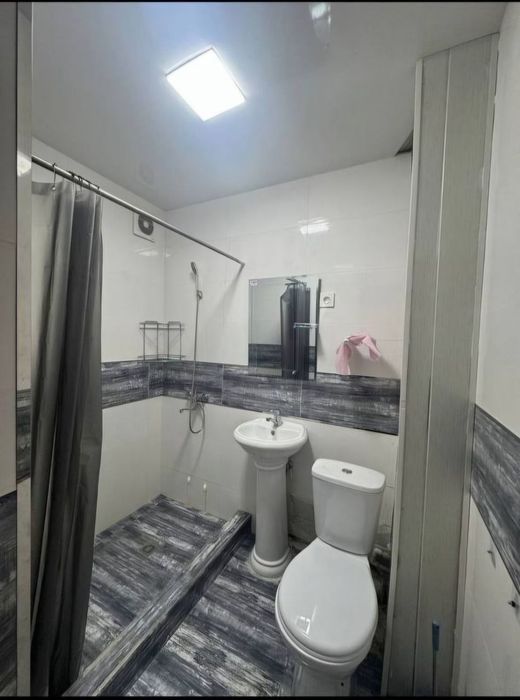 Срочно продаётся квартира в Вакзал на 1 этаже 2 ком пр 3 ком