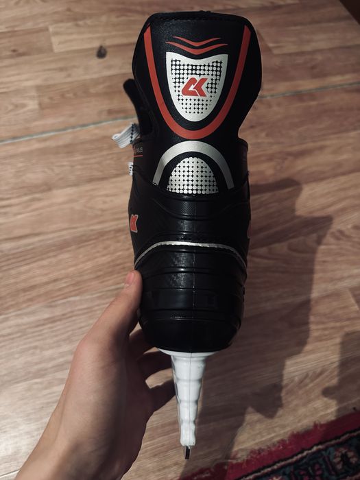 коньки новый срочно