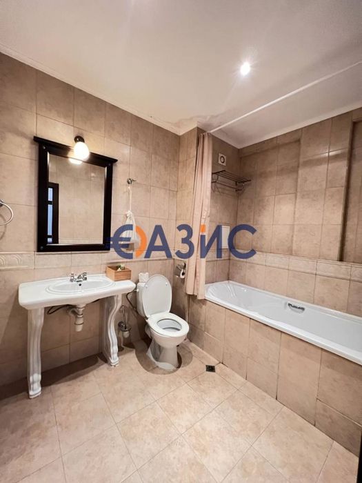 Продава се Тристаен апартамент в Обзор - 124 кв.м за 510 €/кв.м - Снимка #3