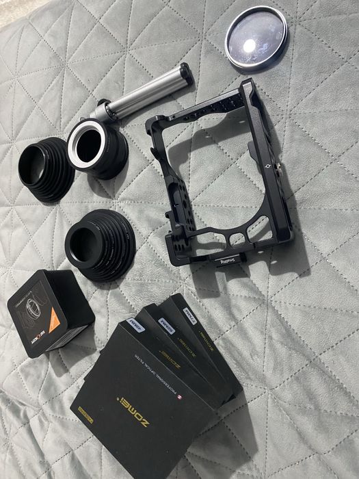 Gimbal Feiyutech A2000 + accesorii foto (ecran verde, adaptoare, cage)