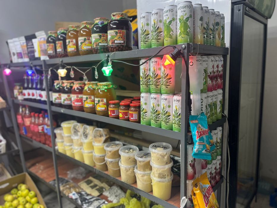 Продам торговые стеллажи + холодильник