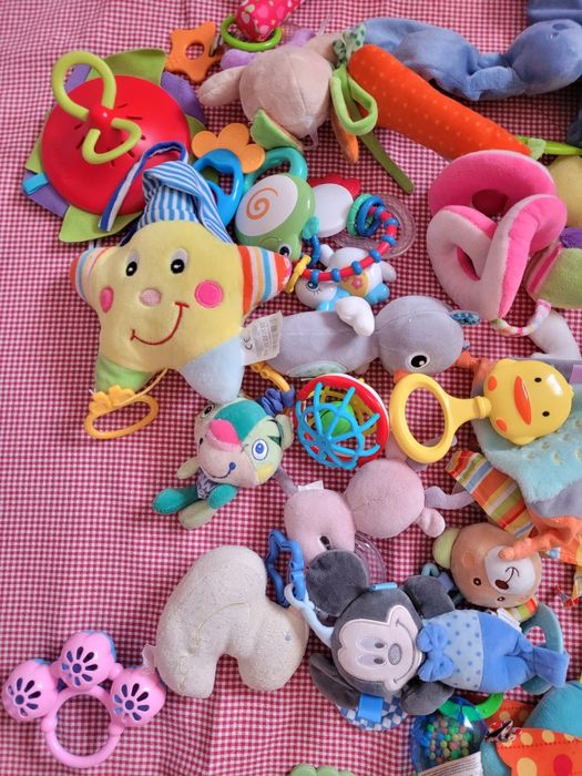 Lot 20 jucării copii bebeluși