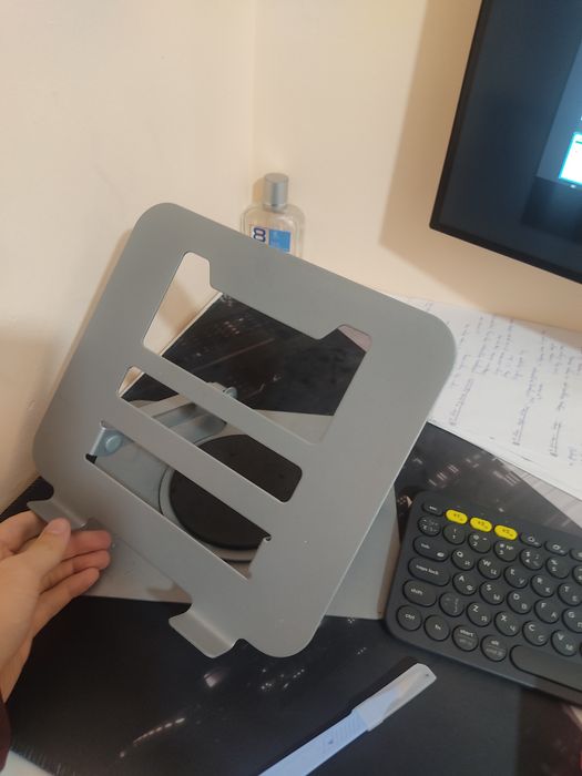 Подставка эргономичный для ноутбука