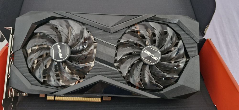 Rx6600 CLD 8G ca noua