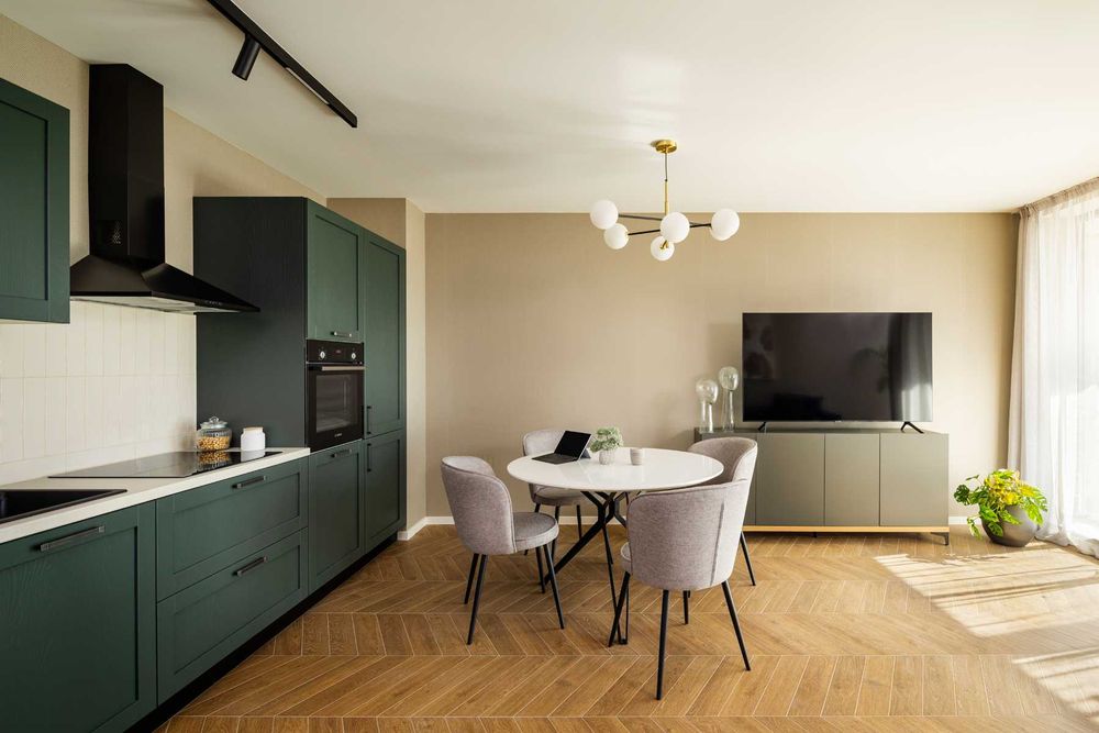 Продава се Тристаен апартамент в Пловдив, Кършияка - 126 кв.м за 3000 €/кв.м - Снимка #1