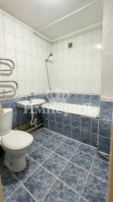 Продам 3 ком кв в ; мкрн Алишер Империя