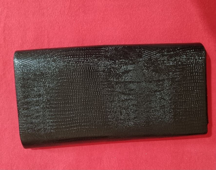 Дамска чанта тип клъч