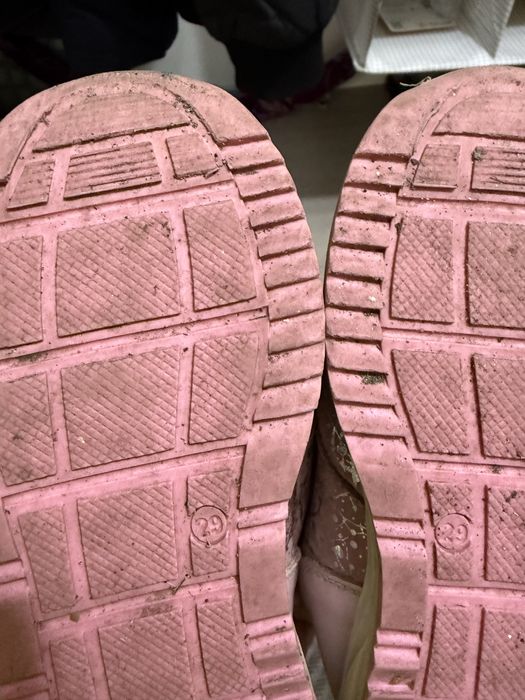 Продам ботинки для девочки