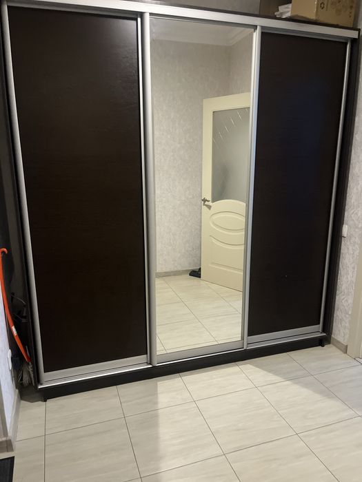 Продаю Шкаф сенатора