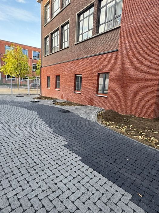 Realizez lucrări de borduri și pavaje in Botoșani și împrejurimi