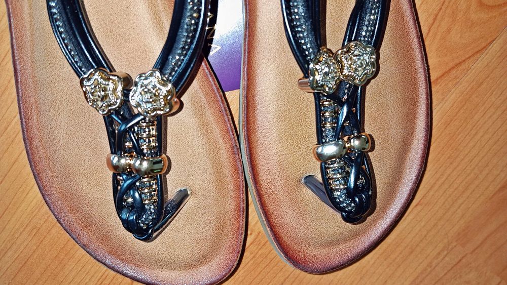 Lascana сандали нови, черни, номер 37