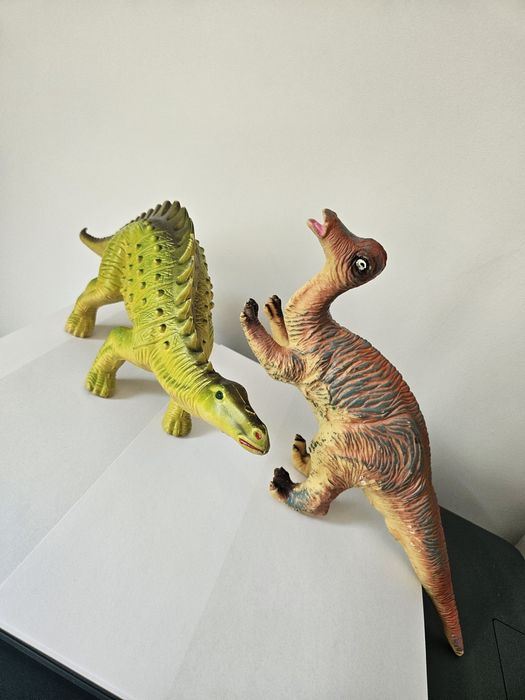 Dinozauri pentru copii