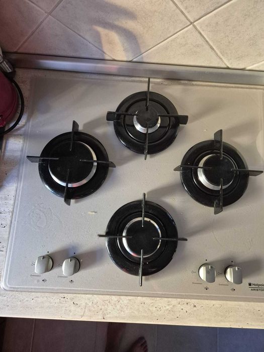 Cuptor electric si Plita pe gaz