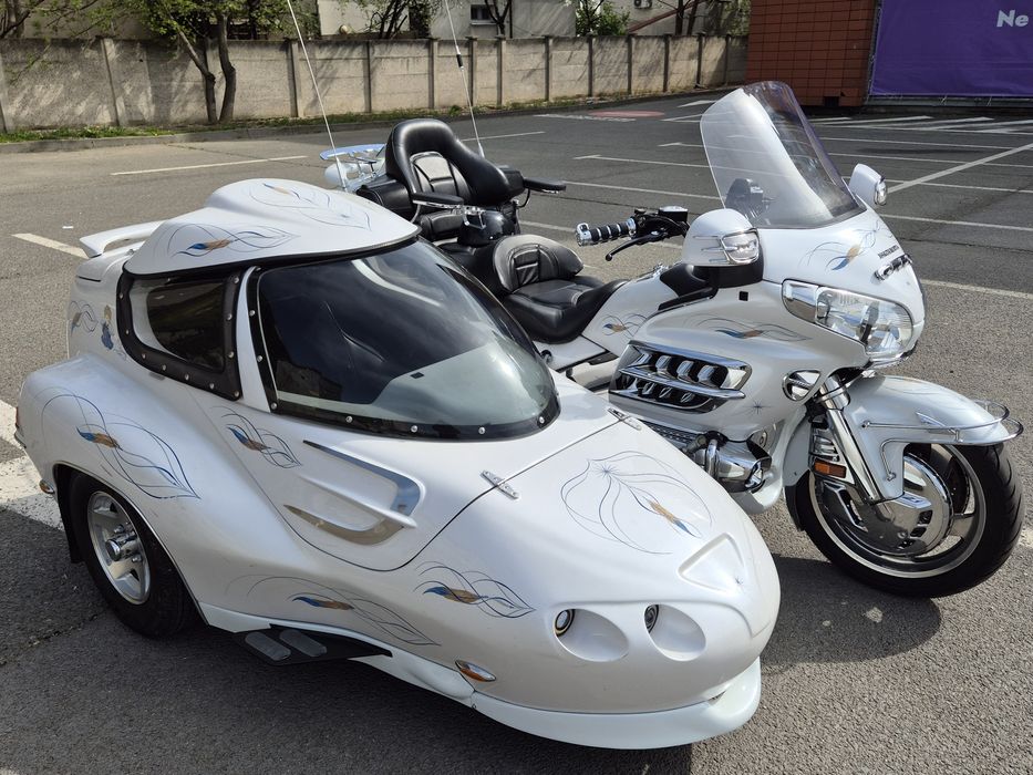 Vand / inchiriez motocicleta cu atas HONDA GOLDWING 1800 Bucuresti
