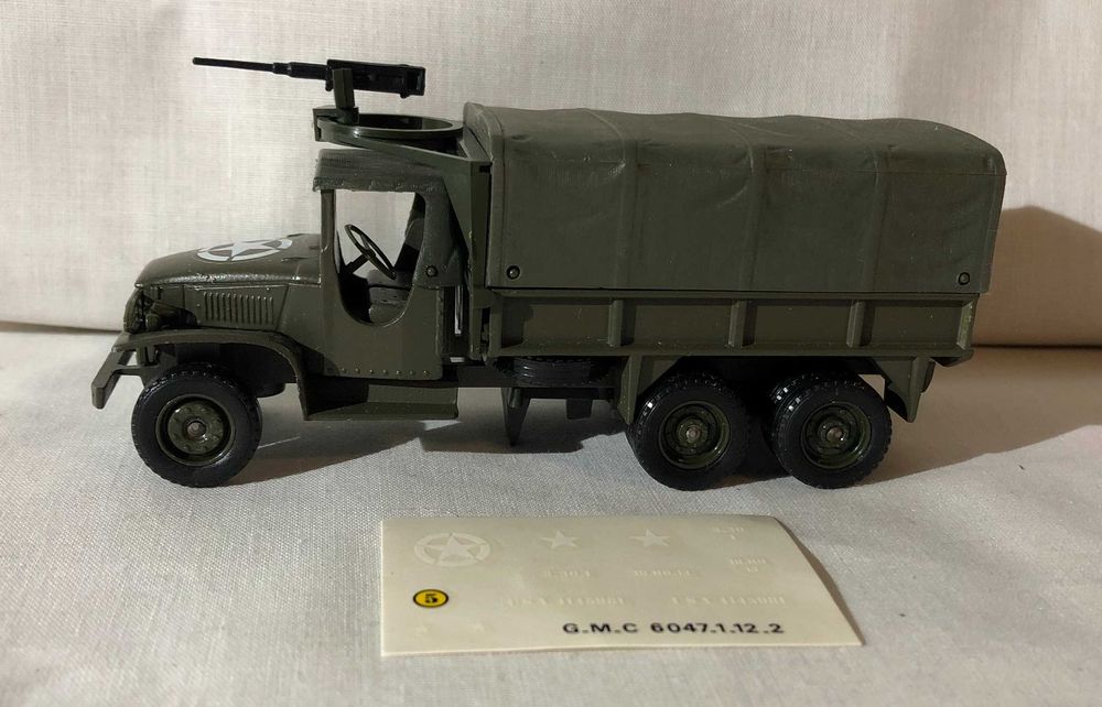 Macheta militara GMC 6x6 USA WW2 Solido metal 1 43 cu cutie