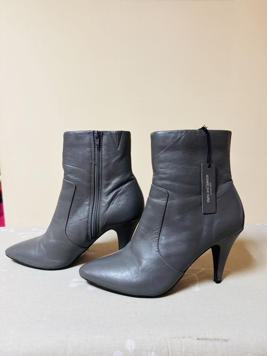 Боти Marcs and Spancer