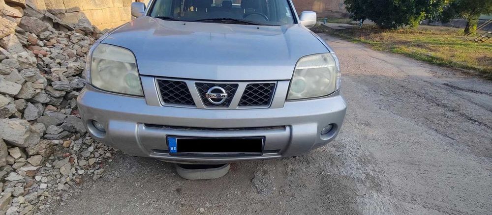 Nissan X - Trail 2003 2.2 dCi 136 HP ПРОДАВА СЕ ЦЕЛИЯ за части