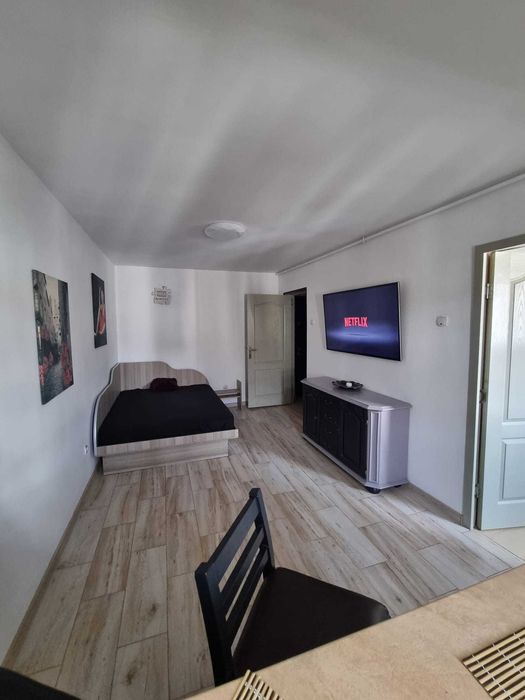 Garsoniera de inchiriat,zona McDonald's