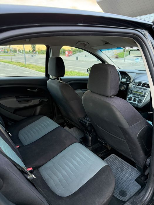 Fiat Punto 1.2 Benzină | 2009 | 65 CP | 192.448 km | ITP până în 04/2027