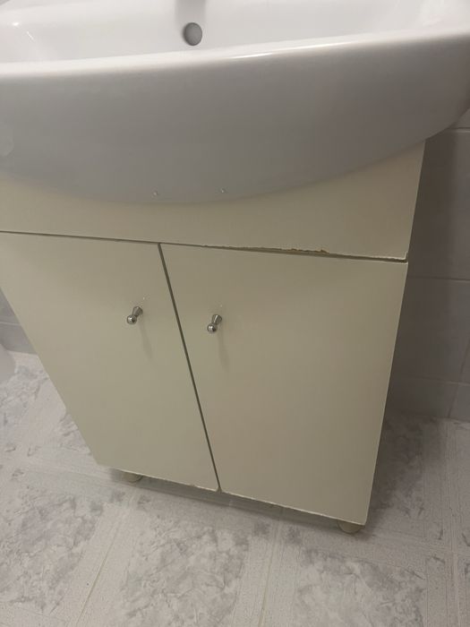 Mobilier baie stare buna