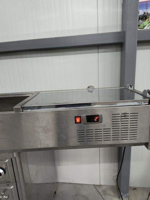 Салатиера-- + 2 + 8 градуса -- 190 см.