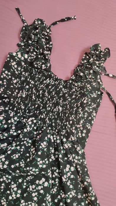 Сарафан платье чёрное с цветочками