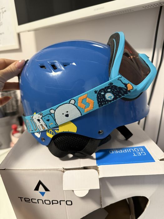 Деткса ски Каска