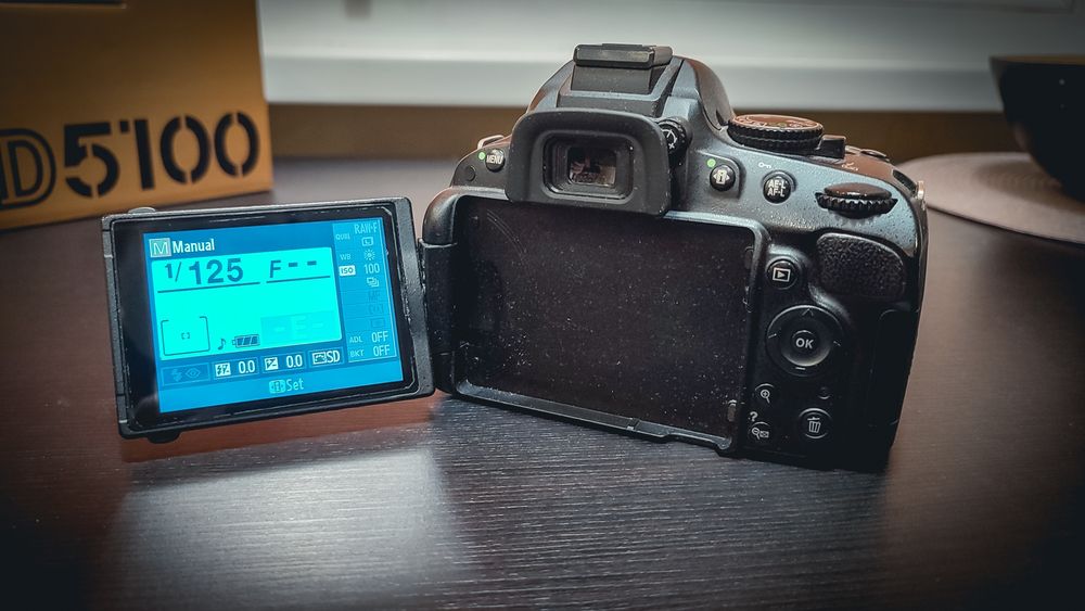 Тяло Nikon D5100