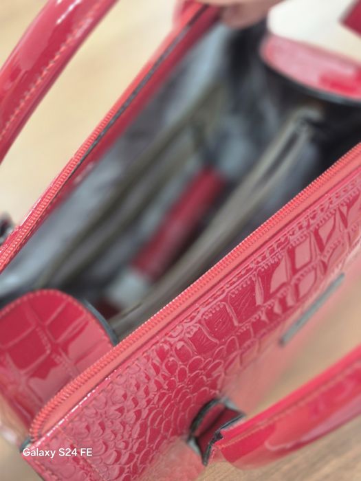 Сумка женская красная