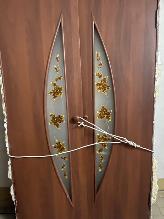 Продается двери!