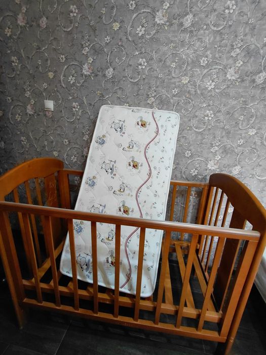 Продам манеж детский