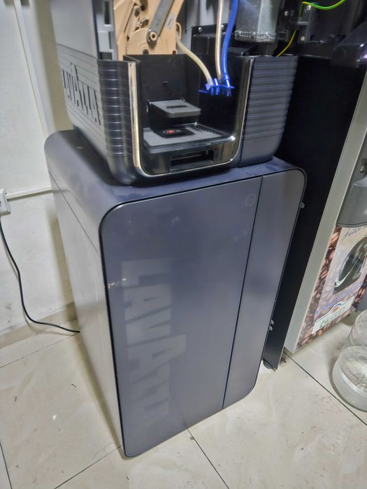 Кафе автомат Lavazza