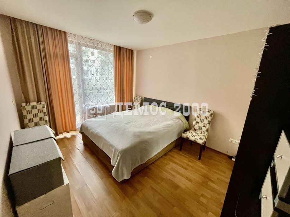 Спешно! Двустаен обзаведен апартамент в кк.Златни пясъци до плажа