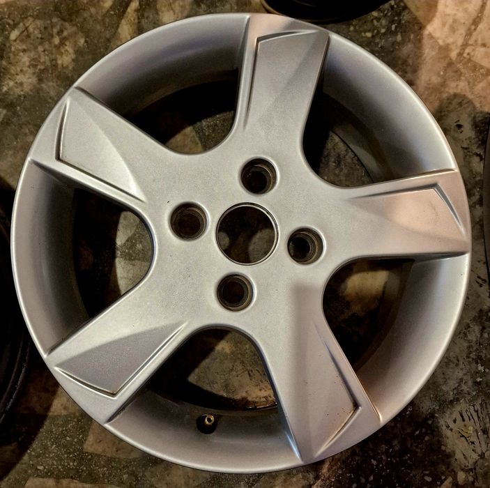 Mazda Kia Hyundai  Nissan 15 цола 4x114.3  алуминиеви джанти Замъка Ямбол