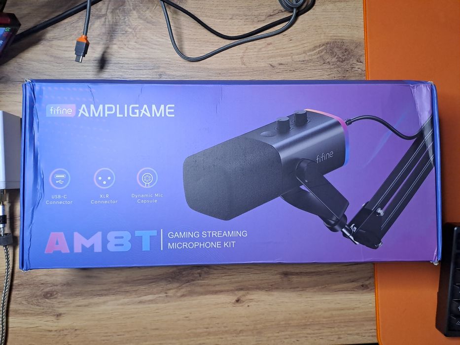 Динамический USB/XLR Микрофон Fifine AM8T С пантографом