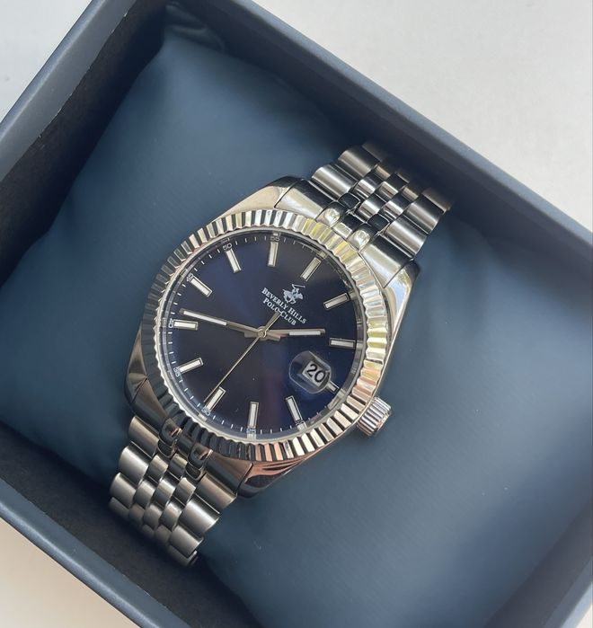 Часы Beverly Hills