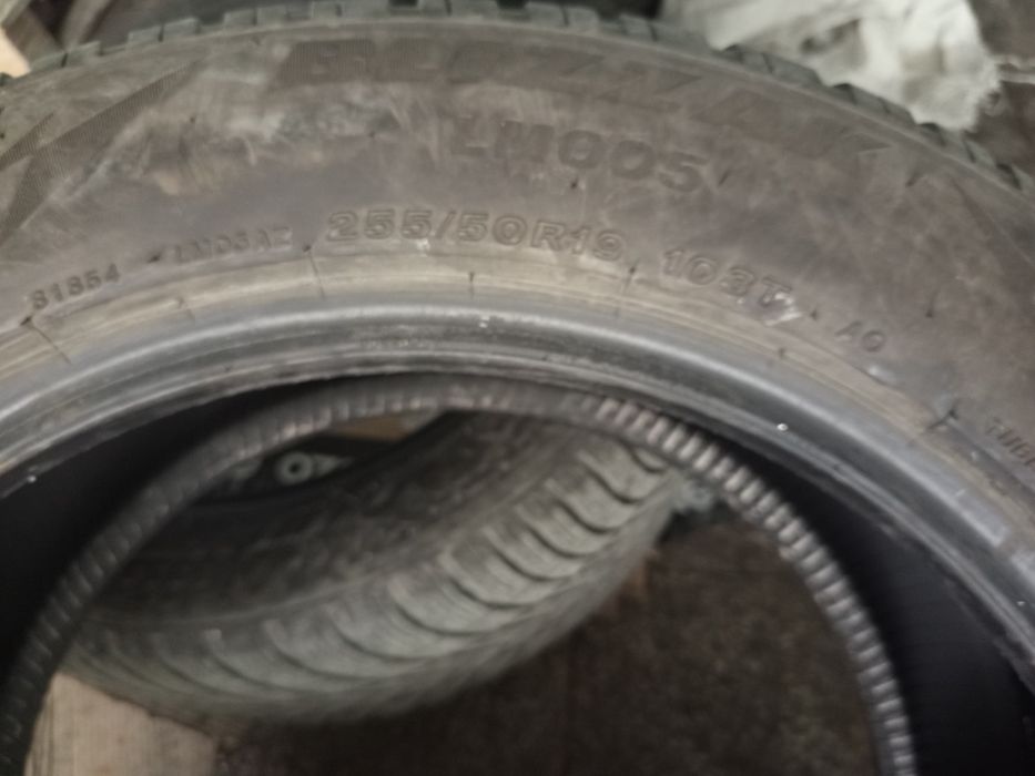Зимни Гуми 255/50/19