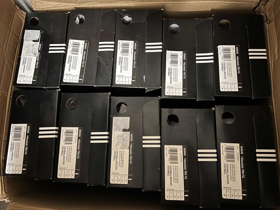 adidas predator +ABSOLADO бутонки ,калеври ,футболни обувки 42 и 42,5