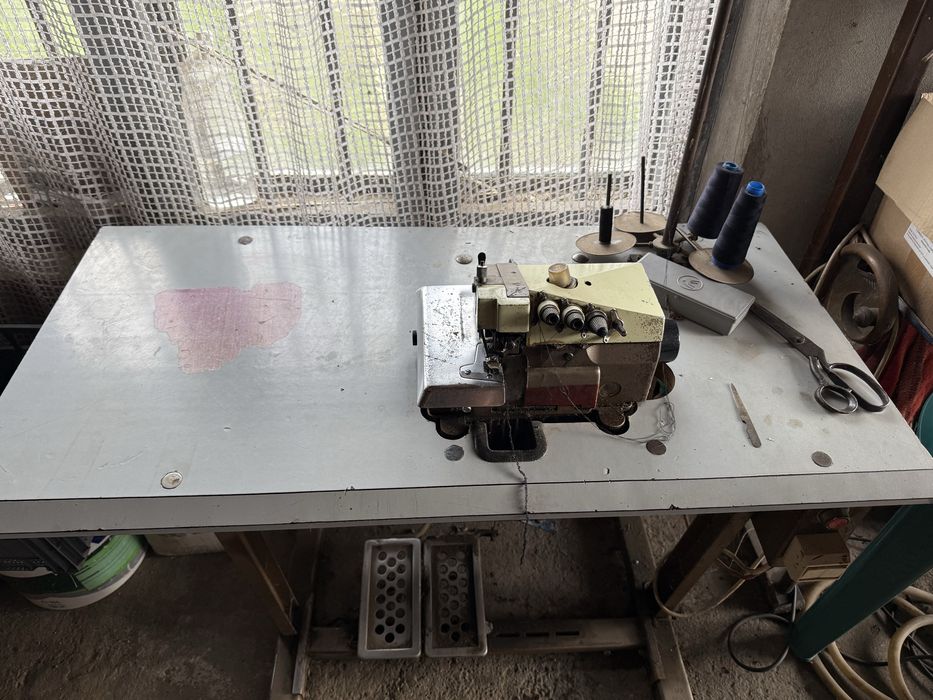 Masina sulfilat si cusut triploc