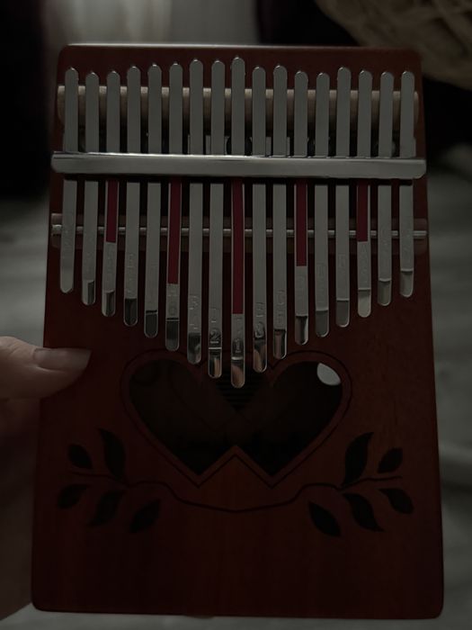 Продам калимбу(17 нот)