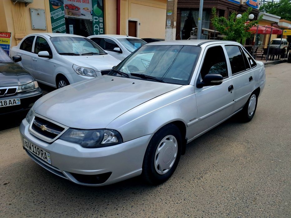 Nexia 2 luks kondisoner sotilade 2014 naxtga va avto krediga chiqade