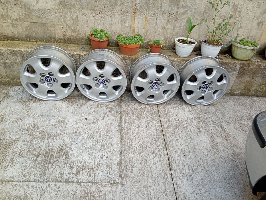 Vînd jante aliaj pe 16 Toyota