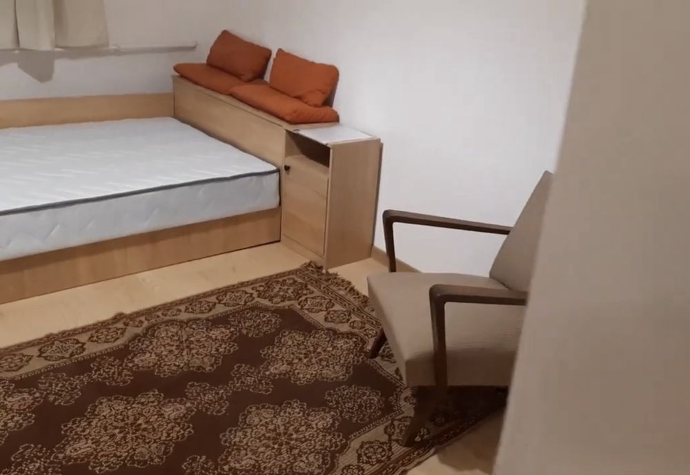 Дава се под наем Двустаен апартамент в Пловдив, Изгрев - 50 кв.м за 280.5 € - Снимка #2