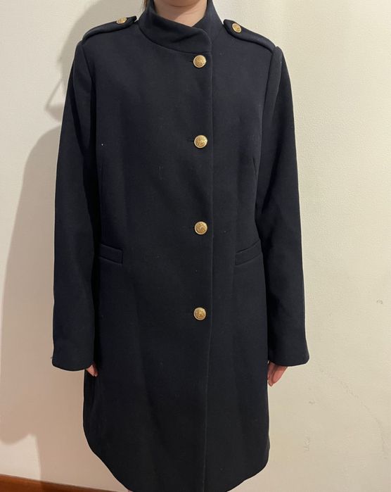 Продам новое пальто от reserved